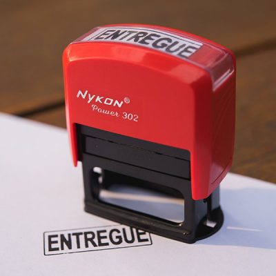 entregue-arial-black